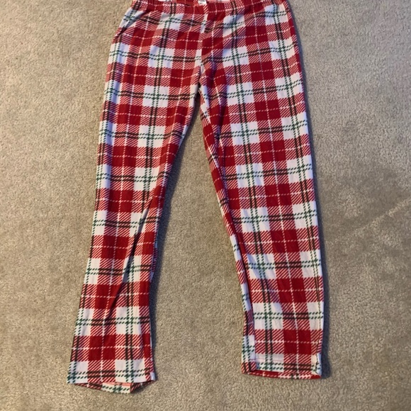 Women’s Christmas Pajama Set - Picture 5 of 6